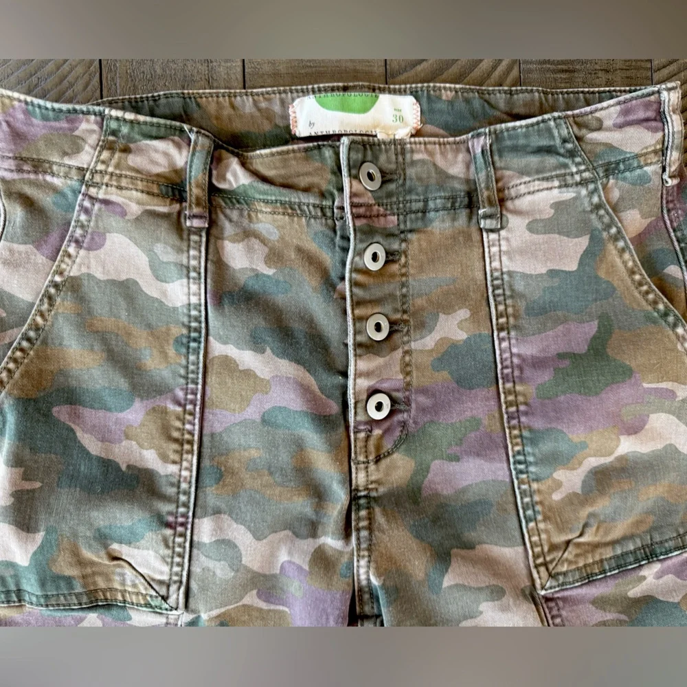 Anthropologie Jefferson Slim Fit Utility Camo Button Fly Jeans Women’s Size 30